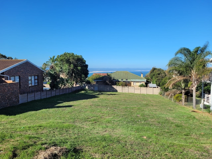 0 Bedroom Property for Sale in Wavecrest Eastern Cape